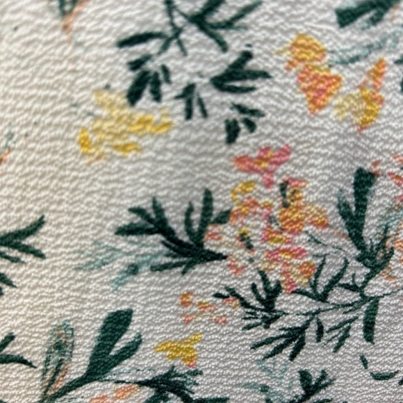 Studio B by Bobeau/Wrap Dress/ Tie Front /Cream w/Floral Print/ V-Neck /Size M/ - Picture 4 of 11